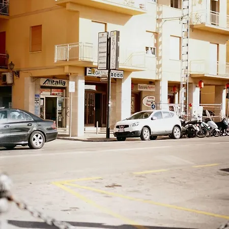 Il Profumo Del Porto Bed and Breakfast Τράπανι