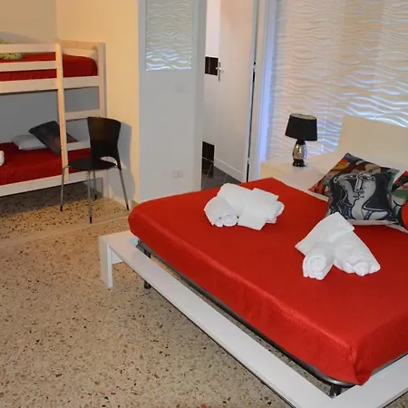 Il Profumo Del Porto Couette-café 4*
