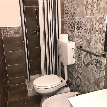 Bed and Breakfast Il Profumo Del Porto 2*