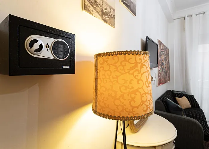 Il Profumo Del Porto Bed and breakfast 4*